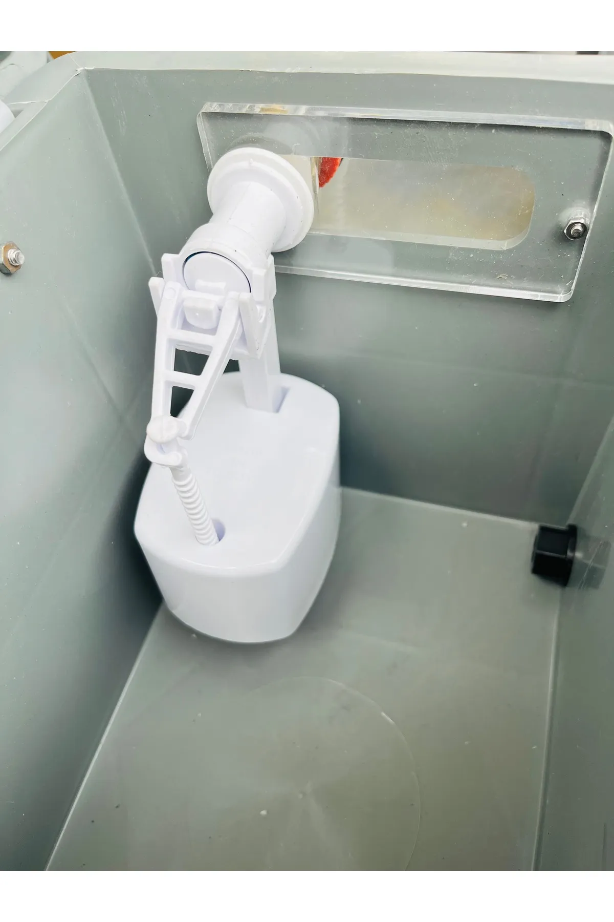 2 Kaplı Otomatik Dolumlu Suluk - Duvara Montaj Plakalı (Sağdan Su Girişli) - Görsel 3